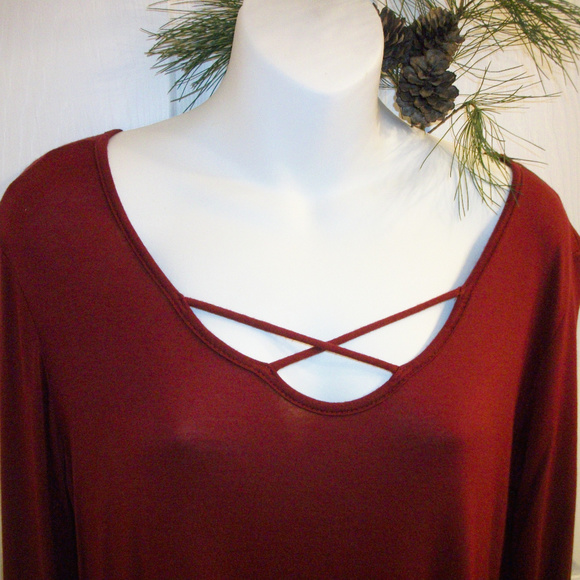 ❄️HP❄️BRENDA's Criss-Cross Front Tunic Top Lg Slv - Picture 2 of 6